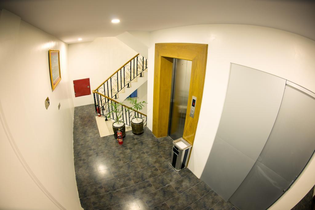 Yadanarpon Dynasty Hotel Mandalay Buitenkant foto